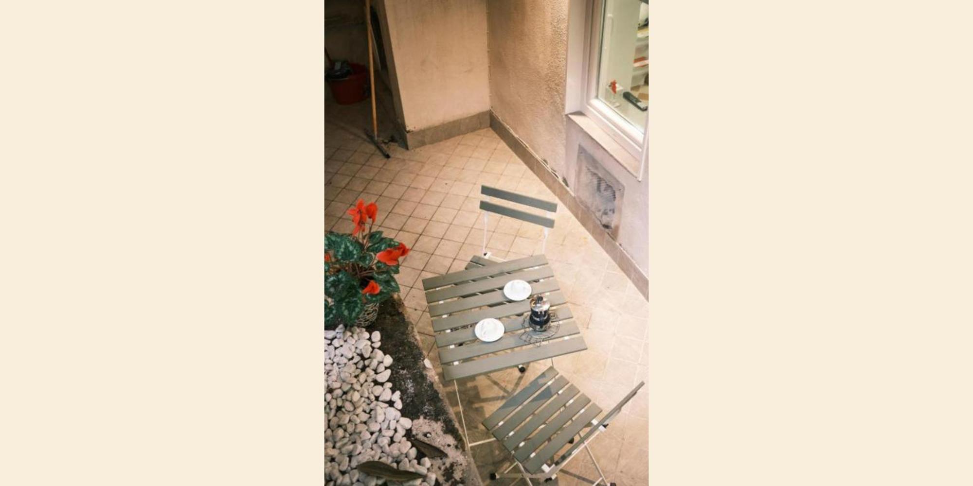 Nespolino, Piccola Casetta In Centro Storico Al Piano Terra Con Piccolo Spazio Esterno Privato Napoli Esterno foto